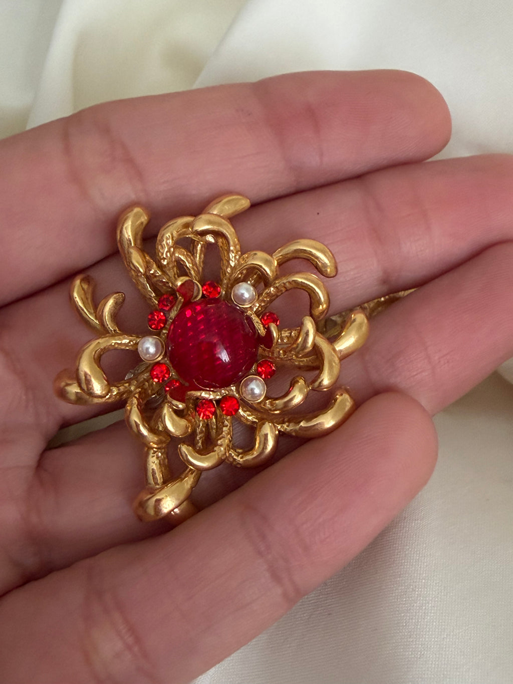 Chrysanthemum flower earrings