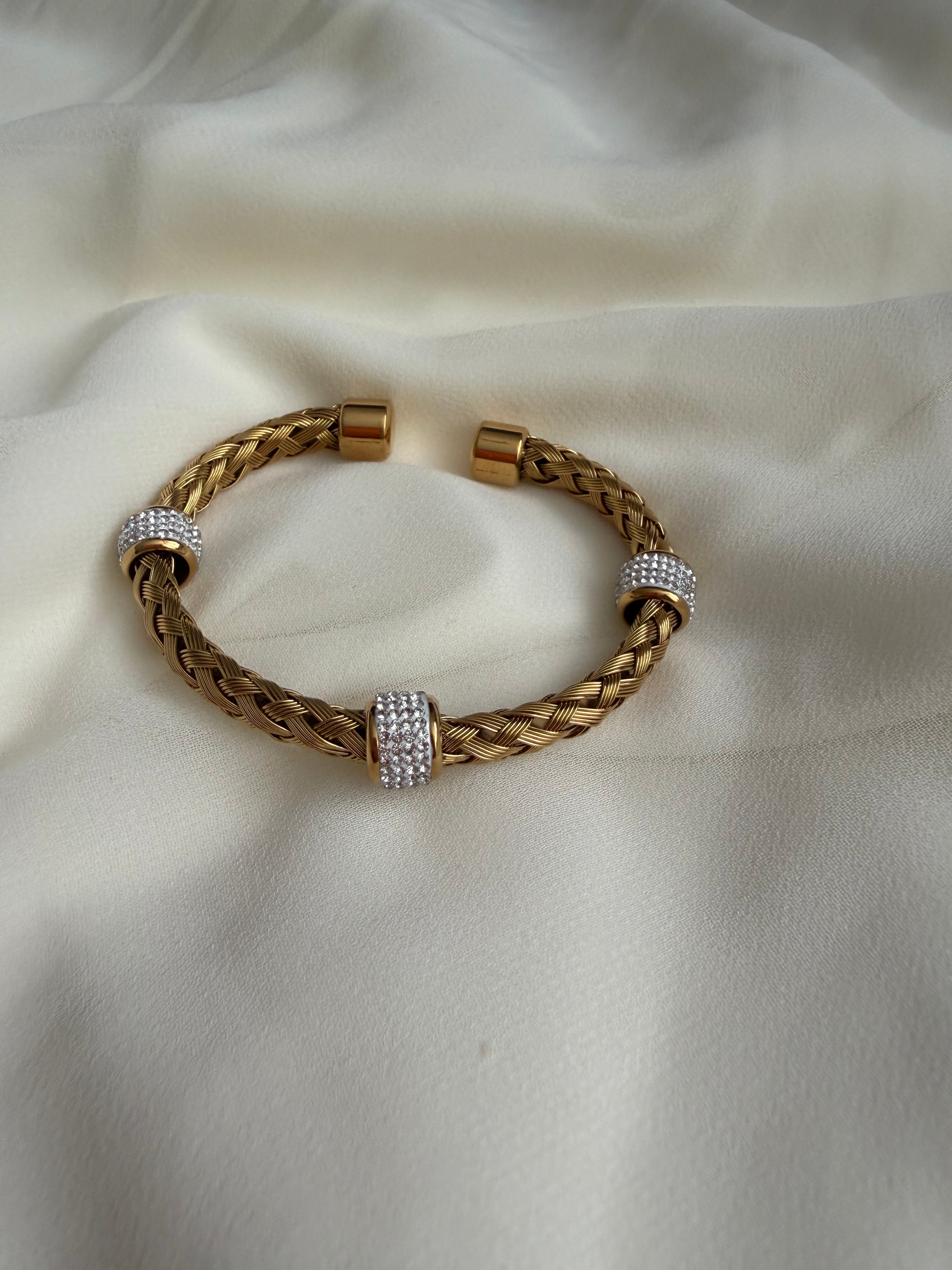 Open bangle